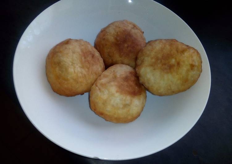 Recipe: Tasty Amagwinya "Fat cakes"