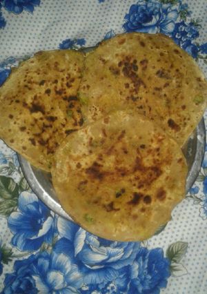 A picture of Band ghobhe ka crispy paratha.