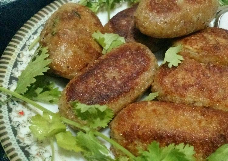 Simple Way to Make Favorite Kachay qeemay ke kabab