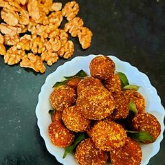 A picture of Paneer Popcorn with Walnut Masala Mix.