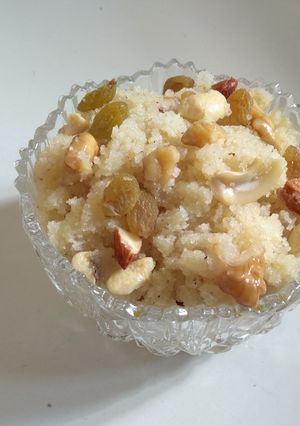 A picture of Suji ka halwa.