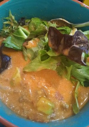 A picture of Keto Bacon Cheeseburger Soup.