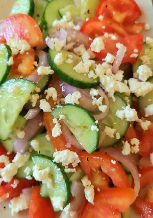 A picture of Easy Greek Salad.