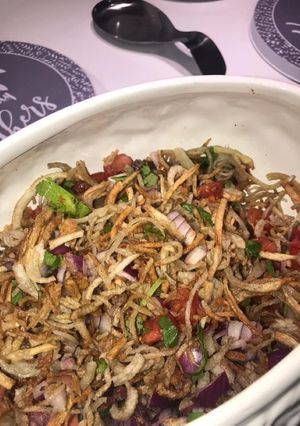 A picture of Aloo Sev Chat.