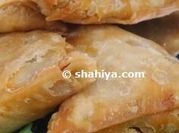 A picture of samosa filling