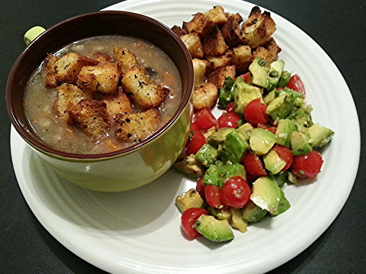 Easy Way Prepare Recipe Homemade Seasoned Croutons for Soup &amp;amp; Salad that is Awesome, Really Delicious}