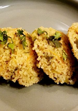 A picture of Vegetable Broken wheat (daliya) Idli.