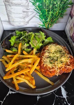 Une photo de Escalopes de poulet gratinées à la bolognaise et à la mozzarella