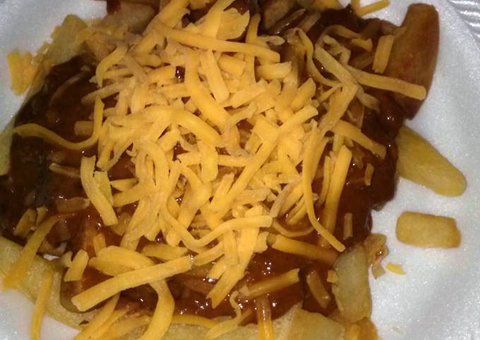 Midnite snak #3---Chili Cheeze Fries