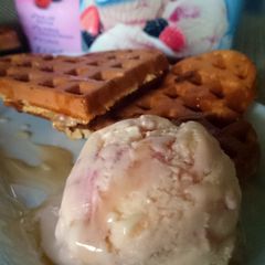 High fiber wheat muesli waffle A picture of High fiber wheat muesli waffle.