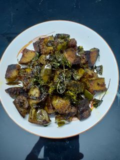 নিম বেগুন ভাজা (Neem Begun bhaja recipe in Bengali) রেসিপির প্রধান ছবি