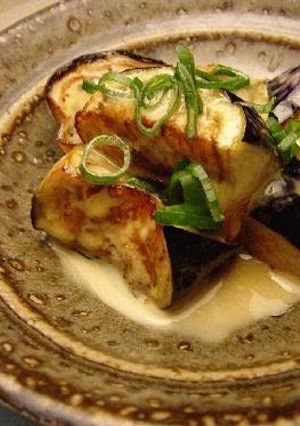 A picture of Deep Fried Eggplant with Mayonnaise.