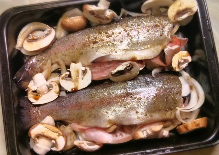 How to Make Quick Baked trout with prosciutto