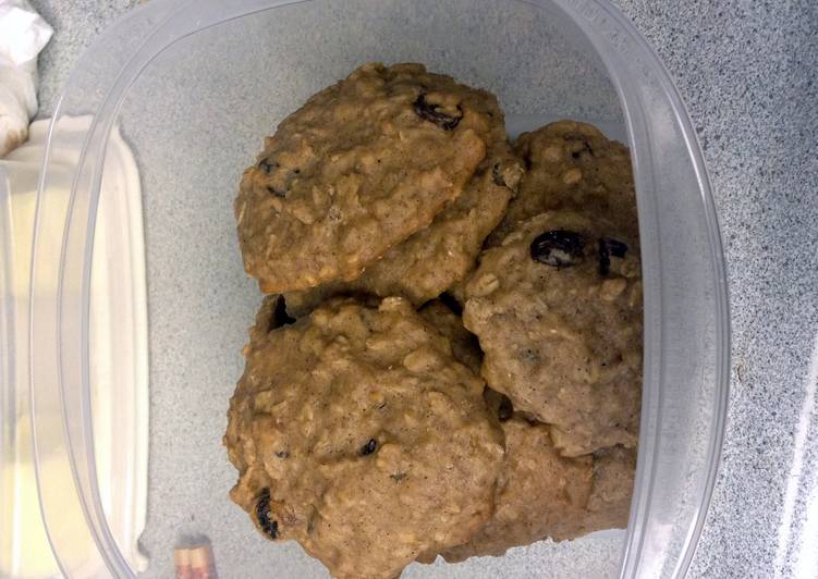 Simple Way to Prepare Perfect Oatmeal Banana Bread Cookies