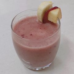 A picture of Ruby Glow Smoothie.
