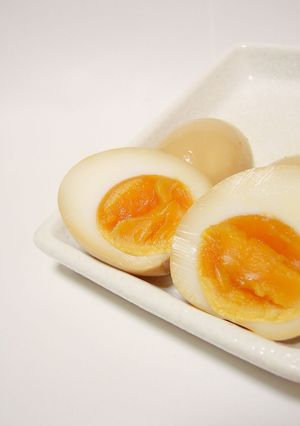 A picture of Chinese-Style Marinated Boiled Eggs.