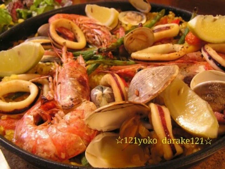 Easy Steps to Prepare Recipes Authentic Paella For Father&amp;#39;s Day the Can Spoil the Tongue Appealing.