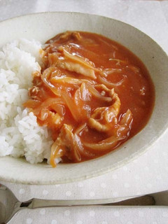 A picture of Mildly Flavored Sauteed Pork with Ketchup.
