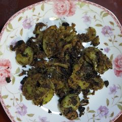 A picture of Xinjiang (Chinese) Potatoes.