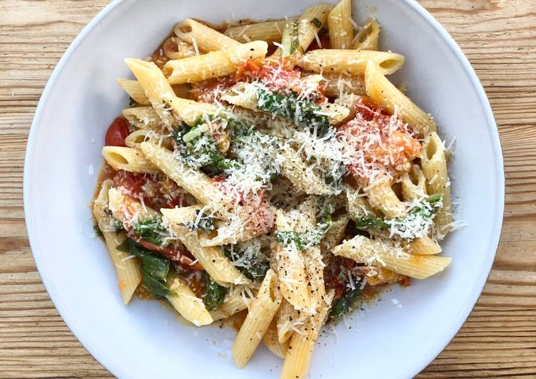 Home grown tomato and herb pasta sauce @mycookbook