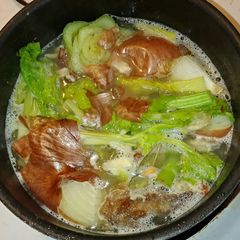 A picture of Carcass Broth.