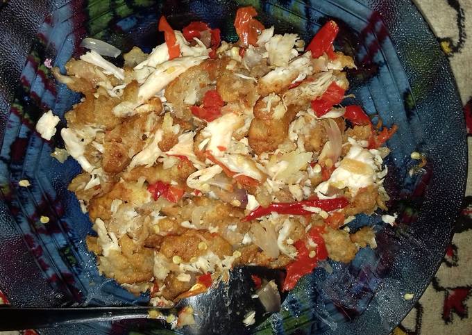 Resep Ayam Geprek Pedas Gurih Oleh Rani Apriani Cookpad