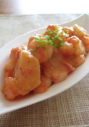 A picture of Japanese-Style Simmered Shrimp and Nagaimo Yam with Tomatoes.