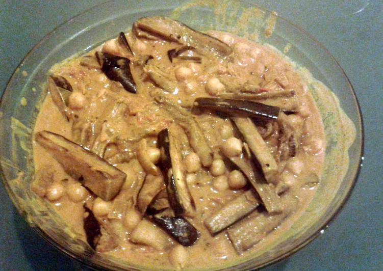 Recipe of Yummy Aubergine &amp; Chickpea Curry