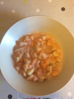 Almás-barackos gyümölcsleves recept fotója