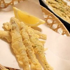 A picture of Crispy Fried Pond Smelt Tempura.