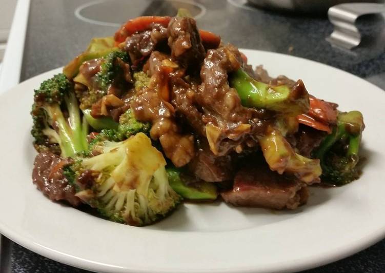 Easiest Way to Prepare Super Quick Homemade Easy Beef and Broccoli (With Carrots)