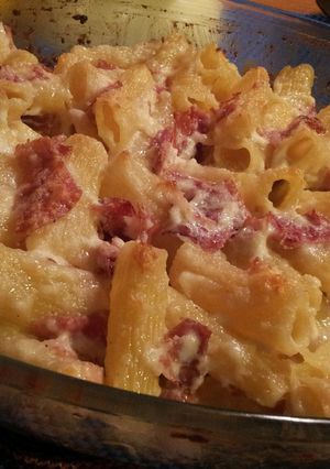 A picture of AMIEs Baked Elicoidali with Prosciutto.