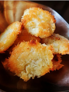 தேங்காய் மகரூன்(coconut macroons recipe in tamil) செய்முறை முக்கிய புகைப்படம்