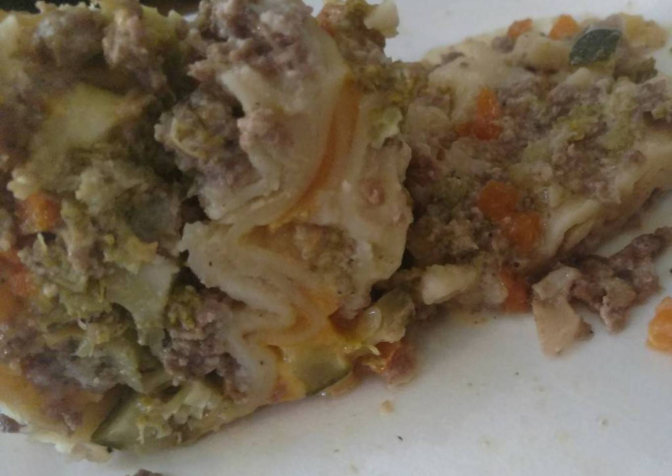 Creamed Beef & Vegetable Crock-Pot Lasagna
