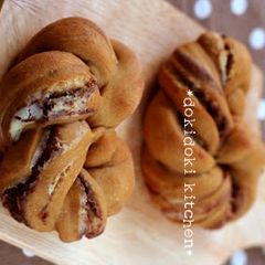 A picture of Use A Bread Machine ♡ Tiramisu Flavored Twisted Heart Rolls.