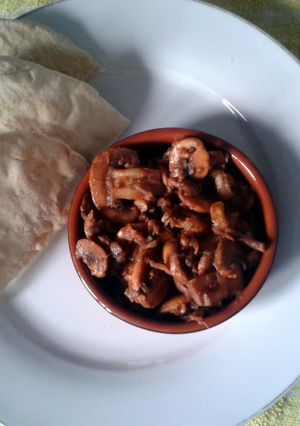 A picture of Marinated Mushrooms.