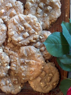 A picture of Quick-N-Easy Peanut Butter Cookies.