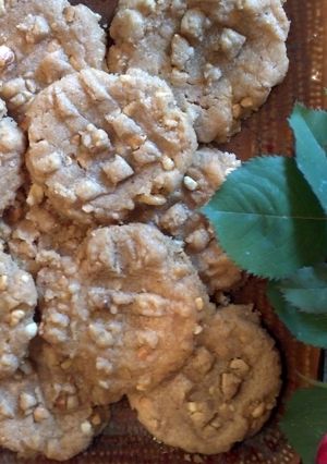 A picture of Quick-N-Easy Peanut Butter Cookies.