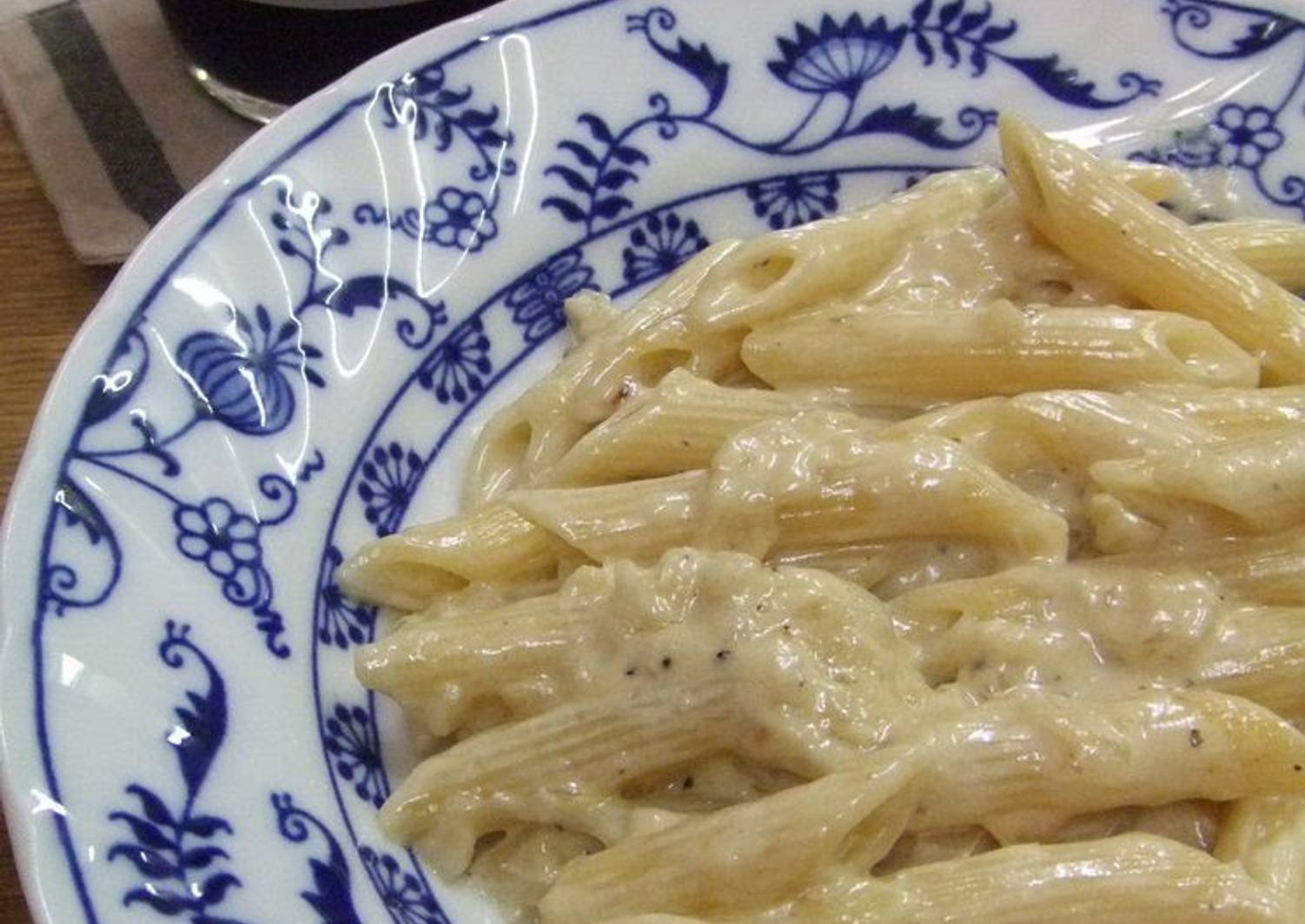 Penne Gorgonzola with Blue Cheese Recipe by cookpad.japan - Cookpad