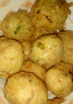 A picture of Yam balls.