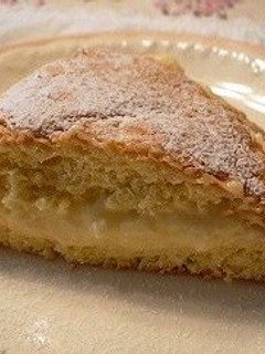 A picture of *Basic Custard Cream*.
