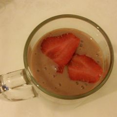 A picture of Banana-Strawberry-Choco juice.