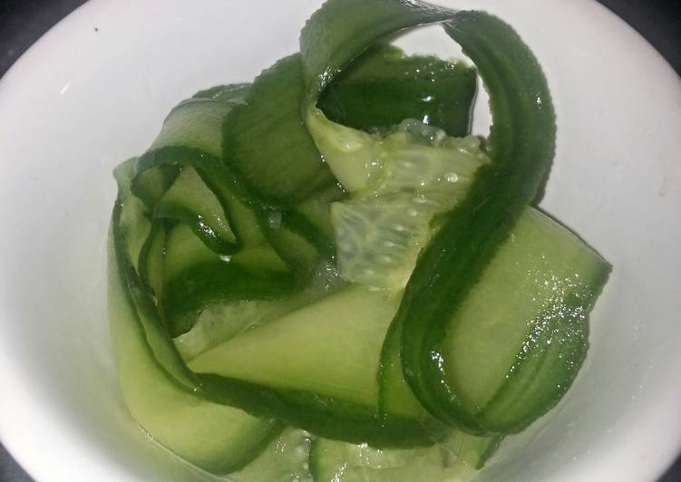 Recipe of Award-winning H’s quick n spicy cucumber pickle