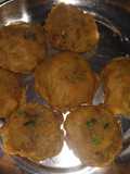 Aloo Vada (Potato Fritters)