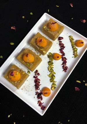 A picture of Mango Sheera Burfi.