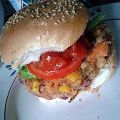 A picture of Spicy Bean Quarter Pounders (vegan).