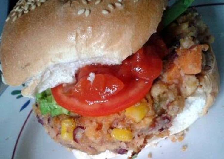 Spicy Bean Quarter Pounders (vegan)