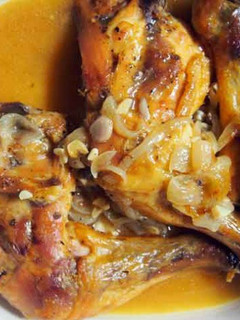 Una foto de Pollo en salsa