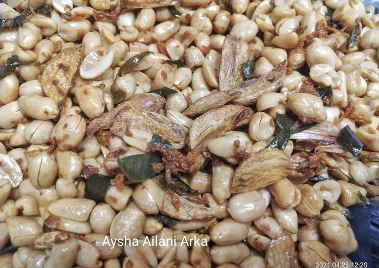 Masakan Populer Kacang Asin Bawang Putih Super Empuk dan Renyah Ala Warung