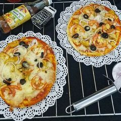 A picture of Pita bread pizza.